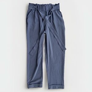 Women’s Grey Pants Size S pull on cuffed high Waisted Straight Cuff Gray Fall